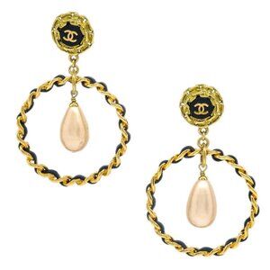 Chanel Dangle Hoop Earrings Gold Artificial Pearl Clip-On 95P 195197